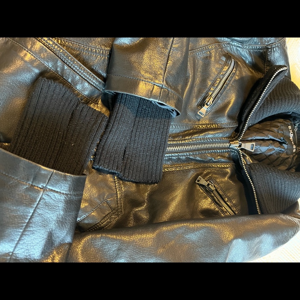 Express Leather Jacket - image 6